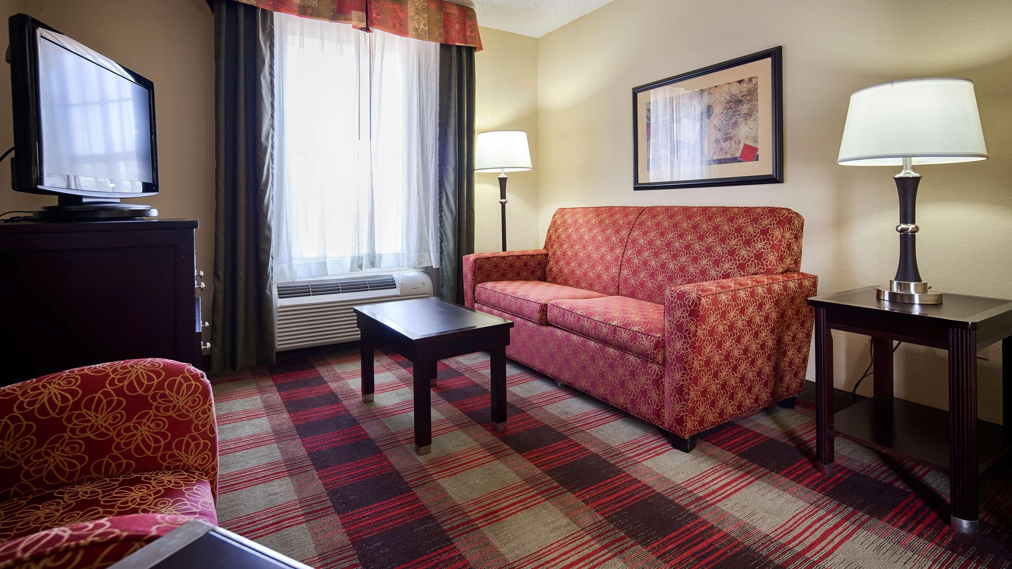 Best Western Plus Addison/Dallas Hotel Экстерьер фото