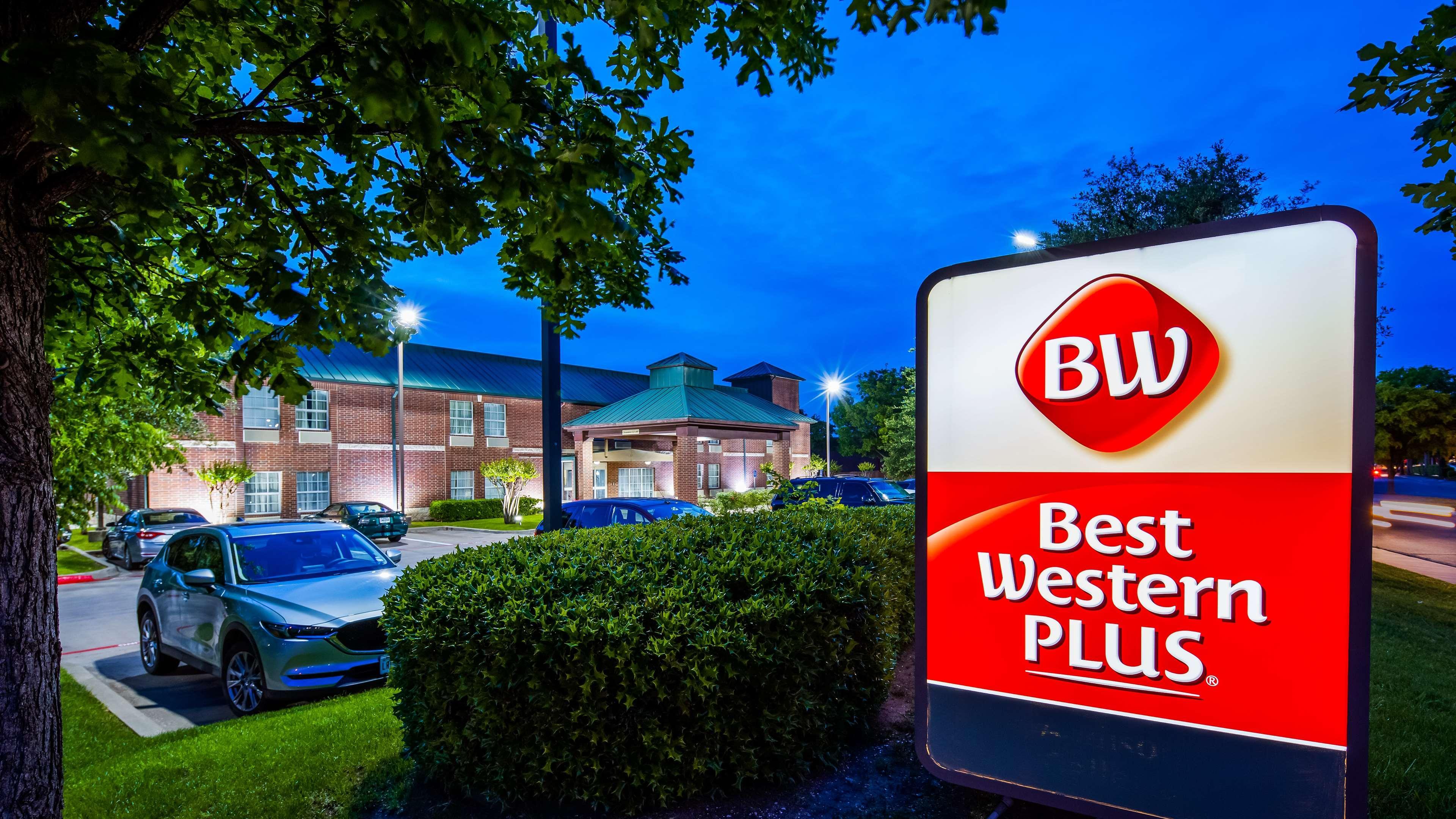 Best Western Plus Addison/Dallas Hotel Экстерьер фото