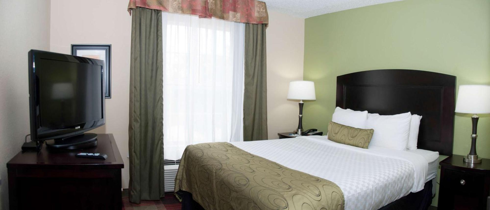 Best Western Plus Addison/Dallas Hotel Экстерьер фото